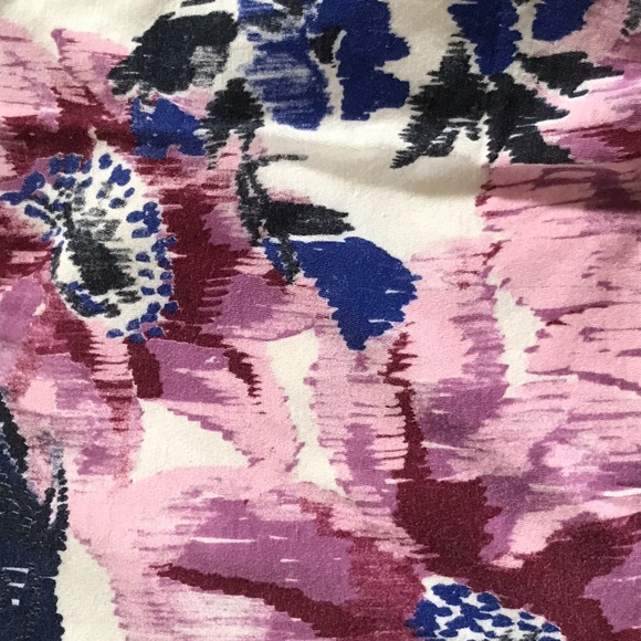 Lucky Brand tee with flowers in EUC - Picture 2 of 10